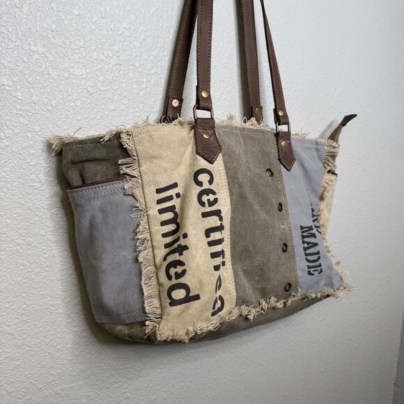 Myra Bag CERTIFIED LIMITED ULTRA 9265 Weekend Tote Canvas Bag - Picture 2 of 4